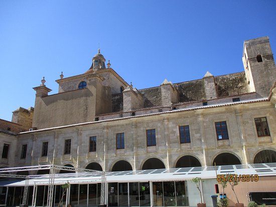 Mercat Des Claustre